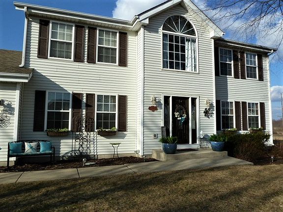 2nd image of 12855 Riverton Pl