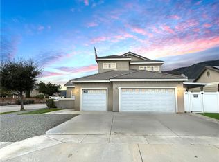 965 Cypress Dr, San Jacinto, CA 92583