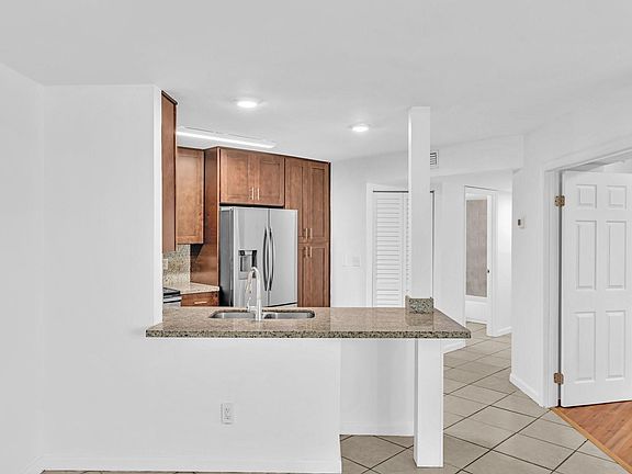 5th image of 4025 W MCNAB RD #103E