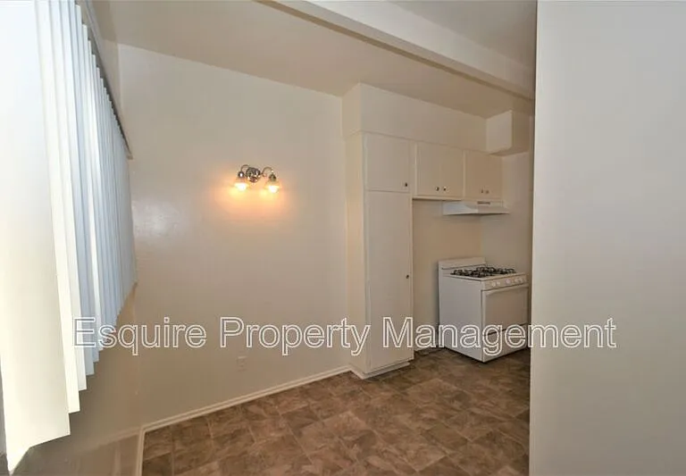 2050 N Ventura Rd #4 — Photo 6