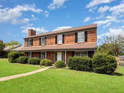 905 Eagle Dr, Desoto, TX, 75115