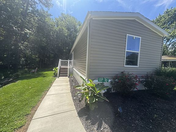 2nd image of 137 1/2 E Zimmer Dr #137A