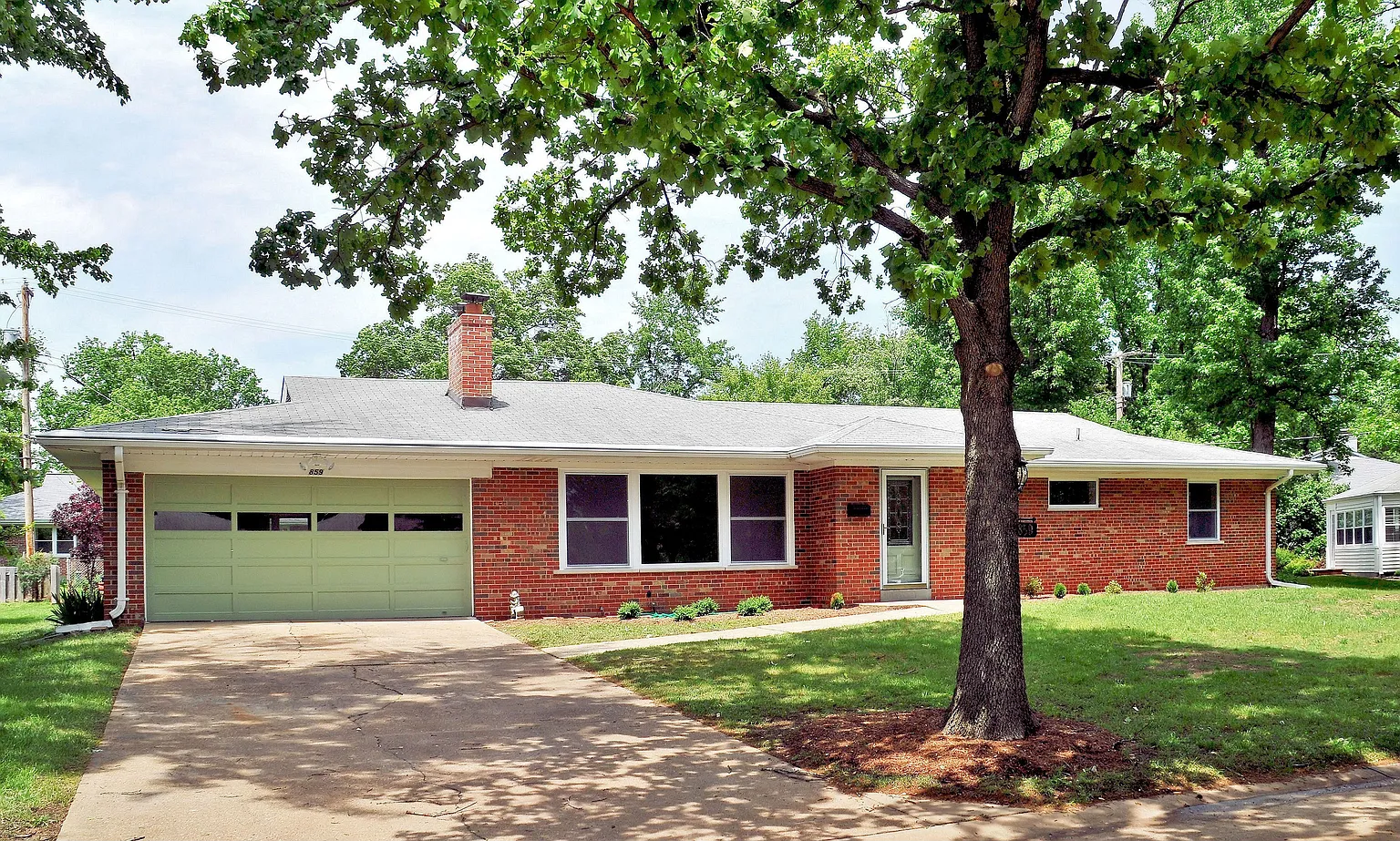 859 Bricken Pl photo 1