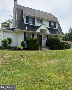 419 Kenmore Rd, Havertown, PA, 19083