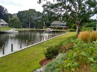 18 Channelside Dr, Old Saybrook, CT 06475