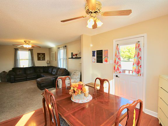 5th image of 2671 Holt Ln