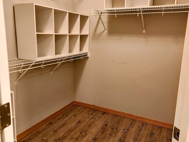 2252 W Rosecrans Ct — Photo 13