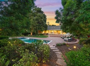 298 Smith Rd, Alamo, CA 94507