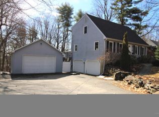 76 Hillside Ave, Auburn, ME 04210