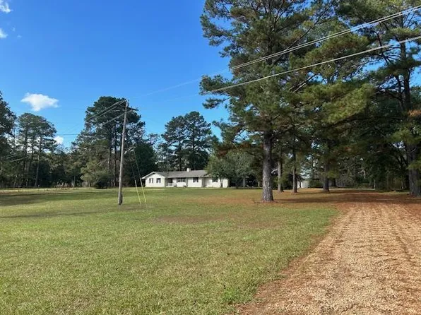 2169 Highway 570 W, Summit, MS 39666
