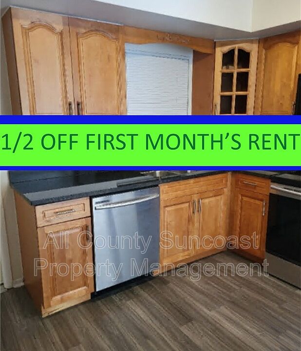 1st image of 513 Curlew Pl E Unit 13