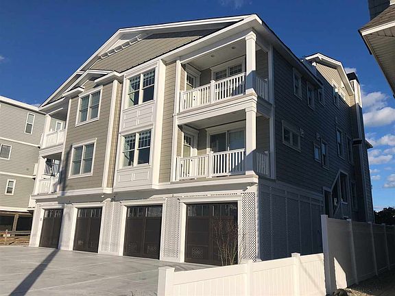 3rd image of 7801 Pleasure Ave #1