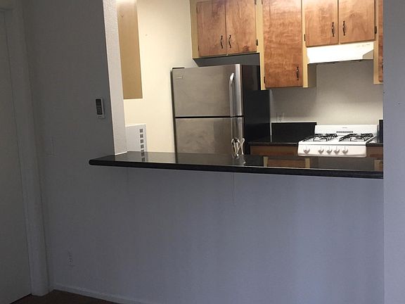 5th image of 3909 Florida St APT 101