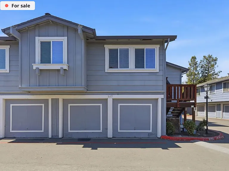 529 Sieber Pl #21 — Photo 2