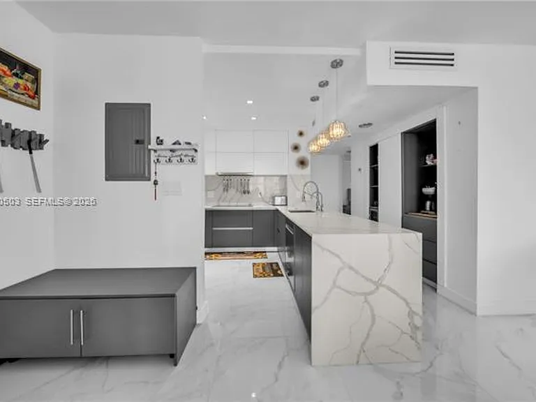 1965 S Ocean Dr #14F — Photo 16