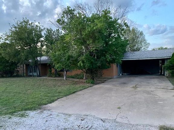 3rd image of 106 W Heron Dr