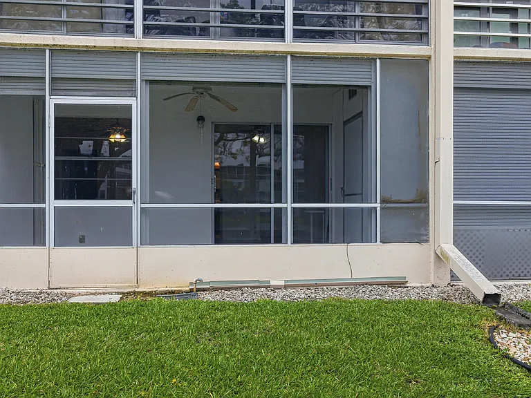 1025 Newcastle Dr #1025-B — Photo 25