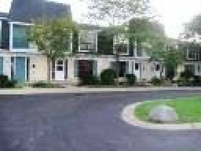 1st image of 4121 Continental Dr