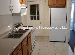 98 Western Ave APT 4, Augusta, ME 04330