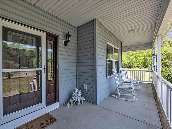 3rd image of 284 Great Fork Rd