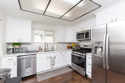 2 bed, 906 sqft, $3,500 — Photo 4