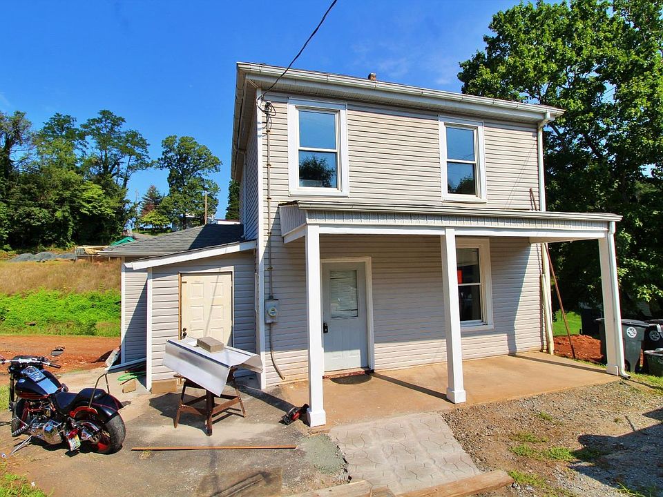 1st image of 1851 Easley Ave