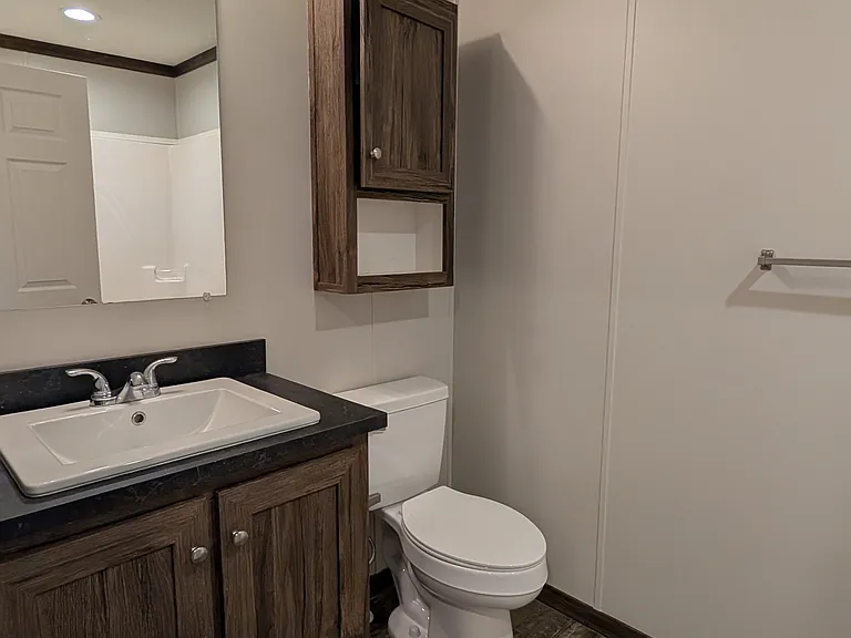 457 Apple St — Photo 13