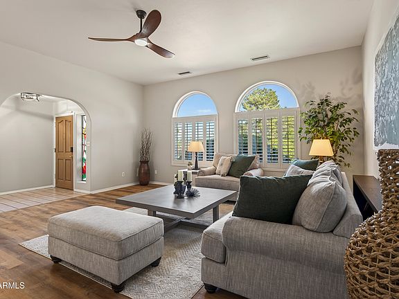 3rd image of 101 SPUR Drive