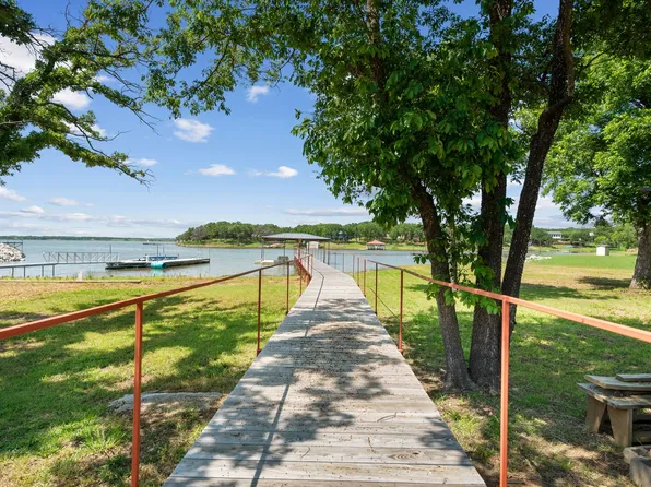 1559 Casino Rd, Nocona, TX 76255