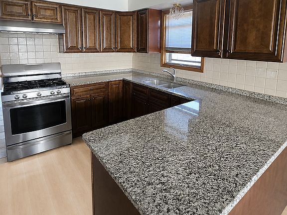 2nd image of 8652 W Catherine Ave APT 2
