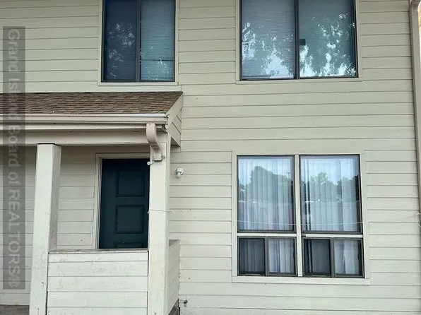 210 Piper St APT 4, Grand Island, NE 68803