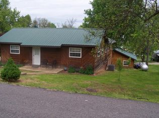 795 Goldsmith Ave, Mammoth Spring, AR 72554