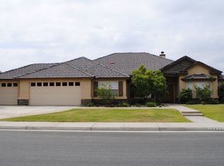 12611 Molokai Dr, Bakersfield, CA 93312