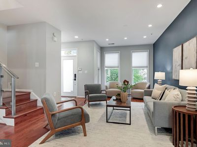 253 14th St SE UNIT A, Washington, DC, 20003