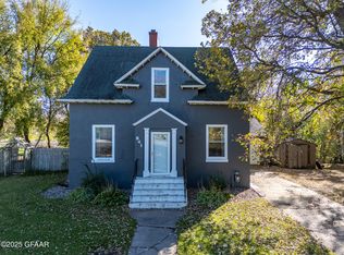 841 Groveland Ave, Crookston, MN 56716