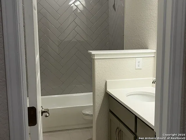 8234 Sunrise Gln — Photo 10