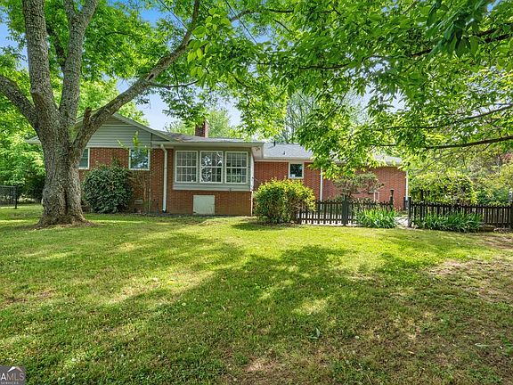4th image of 4263 Jackson Rd
