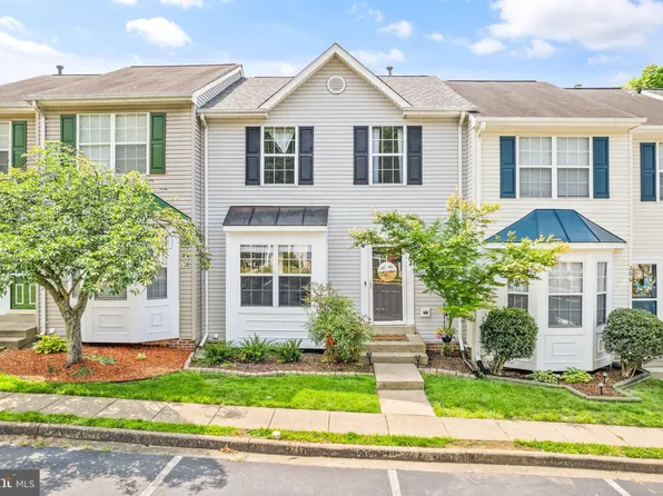 204 Kings Crest Dr, Stafford, VA 22554