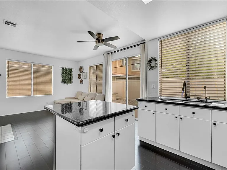 27626 Morning Glory Pl — Photo 19