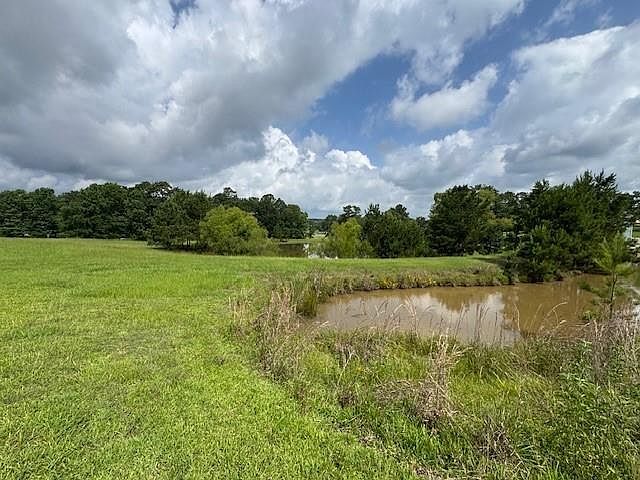 1st image of 37 Silver Lakes Dr