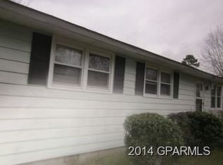 6760 Pitt St, Grifton, NC 28530