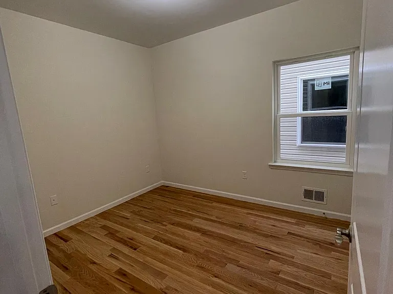 230 Palmer St #2 — Photo 5