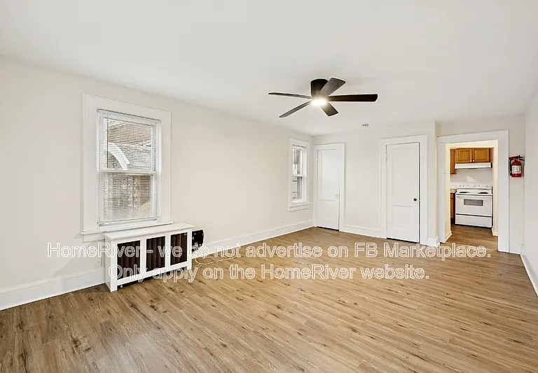 289 Hilton Ave — Photo 19