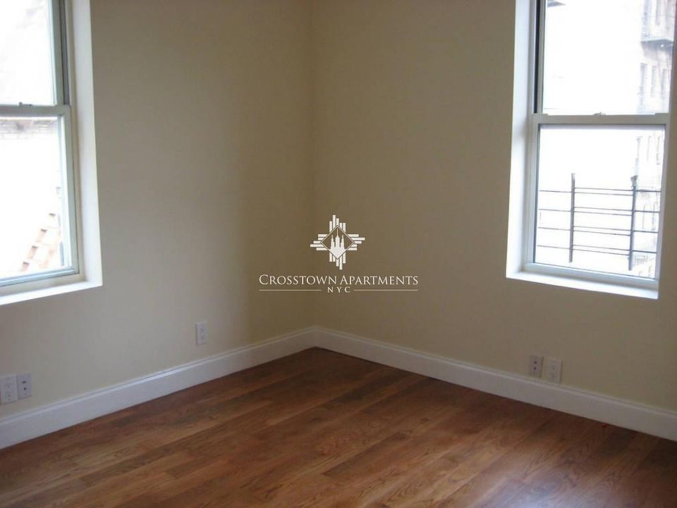 2nd image of 3049 Crescent St #1BD