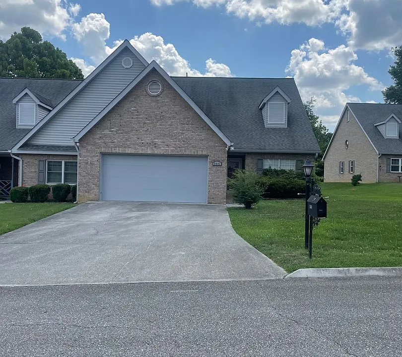 3441 Lexann Ln