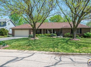 3200 SW Gainsboro Rd, Topeka, KS 66614