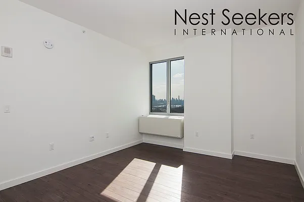 Rented by Nest Seekers International | media 26