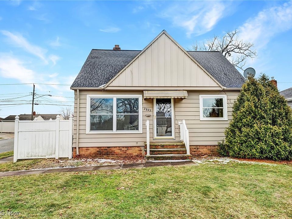 1st image of 2803 Stanfield Dr