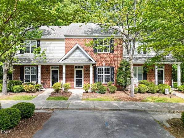 203 Sir William Ln, Rolesville, NC 27571
