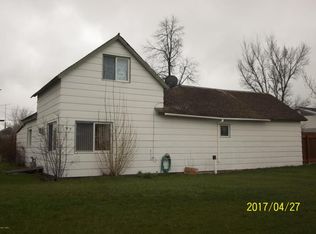1015 Montana St, Valier, MT 59486